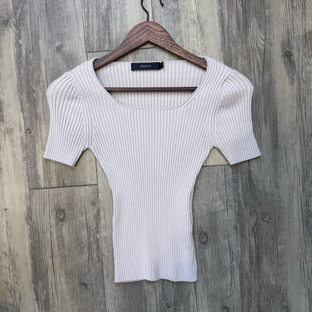Women's Cream Ribbed Top